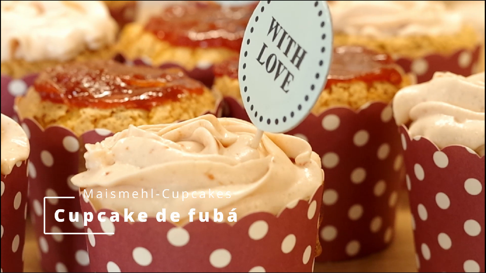 Video: Maismehl Cupcakes | Cupcake de Fubá by "Coraticum"